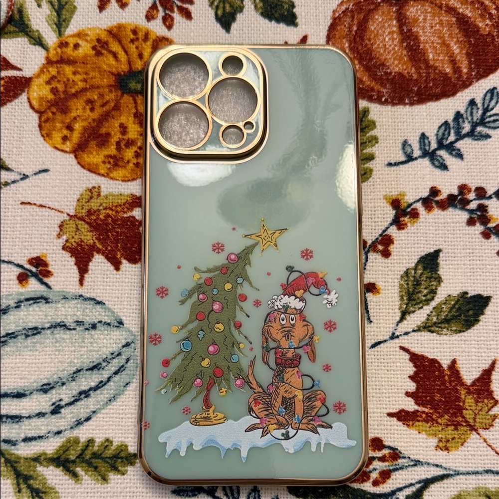 Festive Green Phone Case with Gold Accents iPhone 14 Pro Max NWT